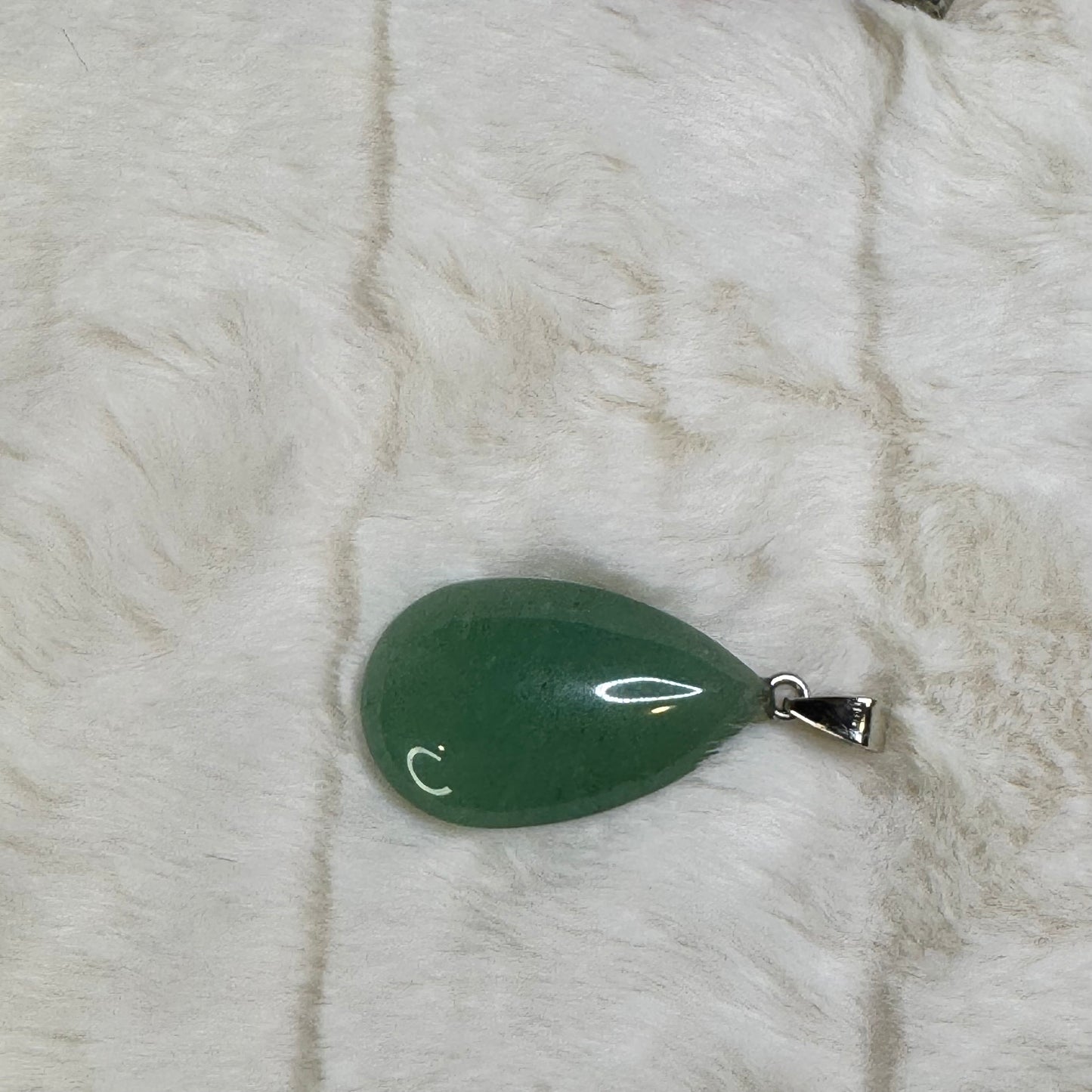 100% Real Aventurine Grade AA Genuine Natural Teardrop  Healing GemStone Pendant.