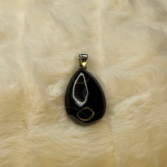 100% Real Black Striped Agate Grade AA Genuine Natural Teardrop  Healing Gem Stone Pendant.