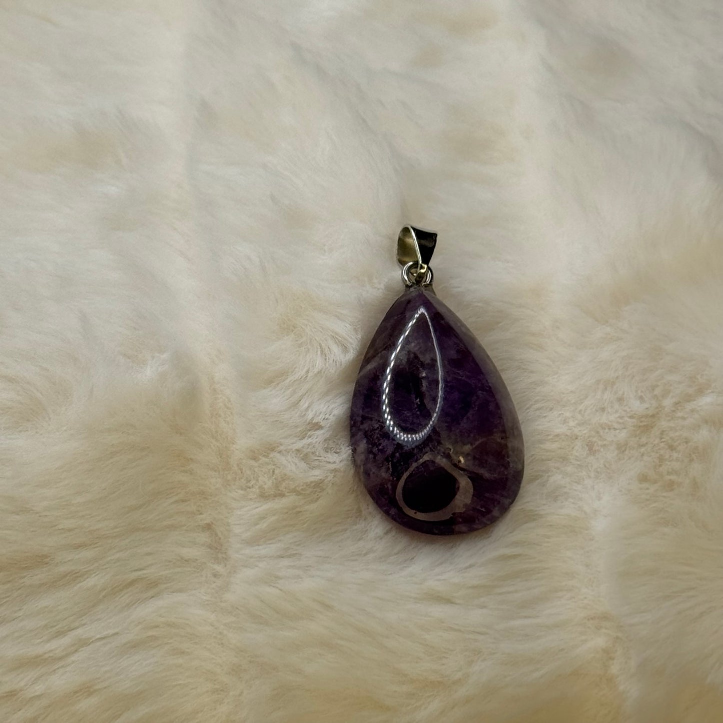 100% Real  Grade AA Amethyst Genuine Natural Teardrop  Healing GemStone Pendant.